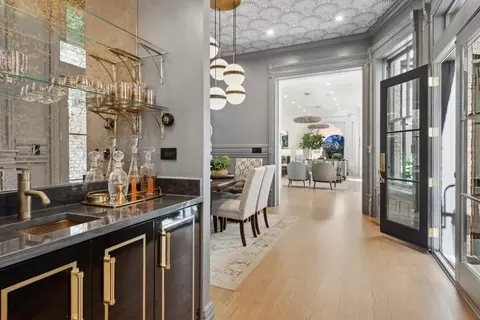 19 E Goethe St, Chicago, IL 60610 photo 14
