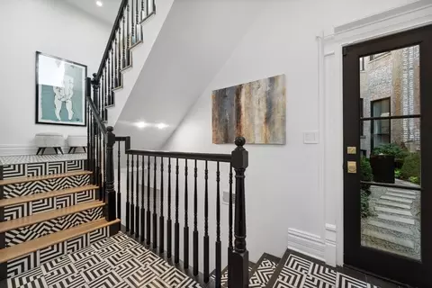 19 E Goethe St, Chicago, IL 60610 photo 19