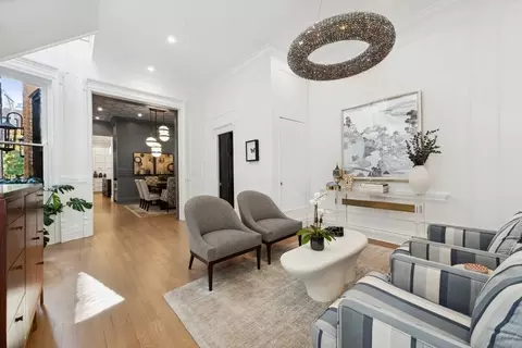 19 E Goethe St, Chicago, IL 60610 photo 7