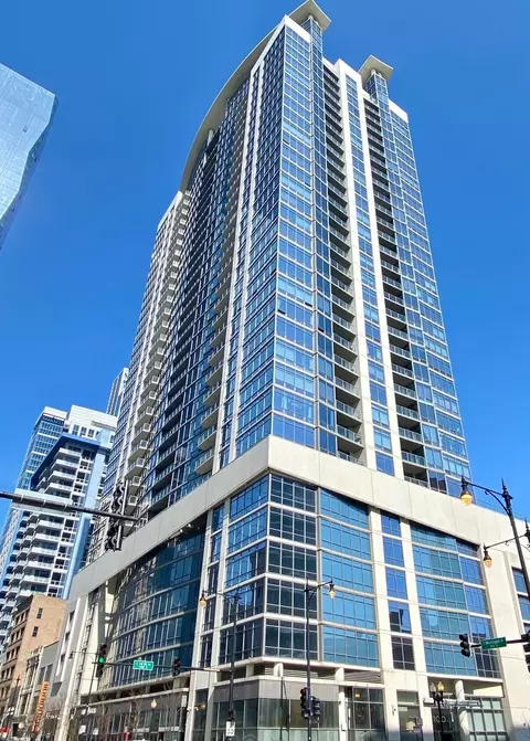 100 E 14th St #1903, Chicago, IL 60605