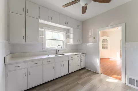 1243 Center St, Des Plaines, IL 60018 photo 6