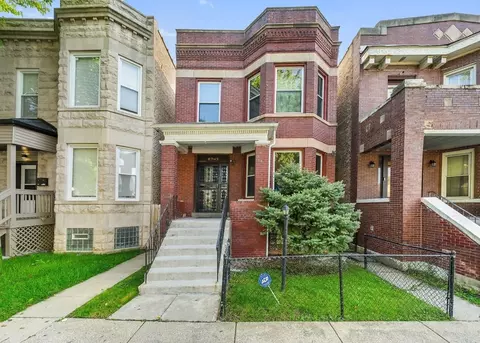 6743 S Wabash Ave, Chicago, IL 60637