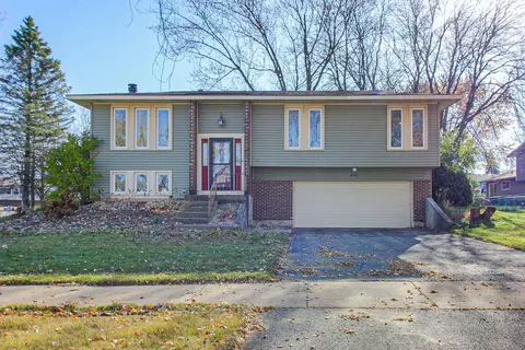 439 Falcon Ridge Way, Bolingbrook, IL 60440