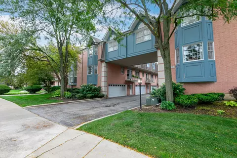 6145 Lincoln Ave #B, Morton Grove, IL 60053