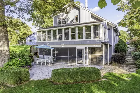 1569 Lake Holiday Dr, Lake Holiday, IL 60548