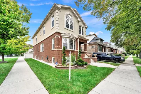 2348 Wesley Ave, Berwyn, IL 60402