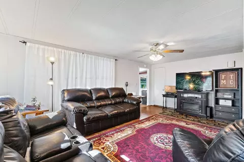 188 Tollview Rd, Elgin, IL 60123 photo 6