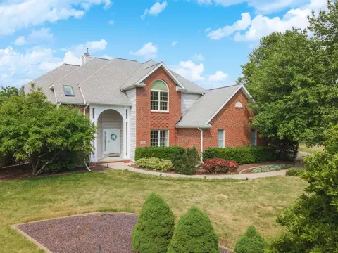 2003 Bramblewood Country Club Ct, Normal, IL 61761