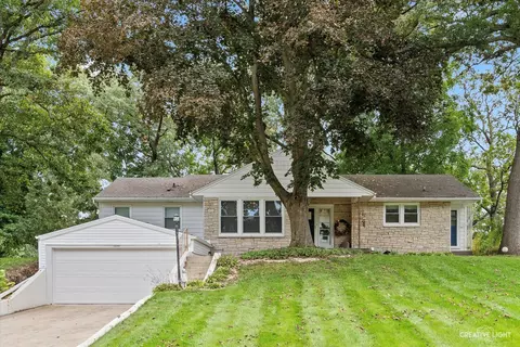 1024 Myrtle Ave, Dixon, IL 61021
