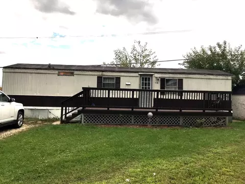 111 13th Ave #C16, Mendota, IL 61342