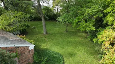 2 S356 Seneca Dr, Wheaton, IL 60189 photo 3
