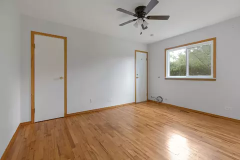 244 E Berkley Ln, Hoffman Estates, IL 60169 photo 15