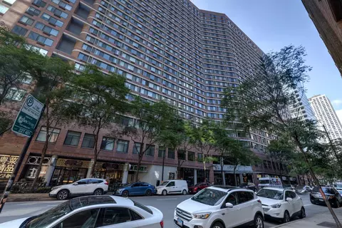 211 E Ohio St #1501, Chicago, IL 60611
