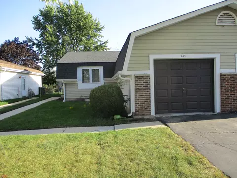 143 Ringneck Dr, Glendale Heights, IL 60139