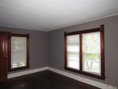 933 E Jackson St, Morris, IL 60450 photo 12