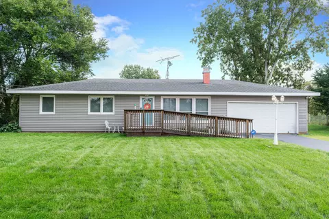8 S299 Barnes Rd, Aurora, IL 60506