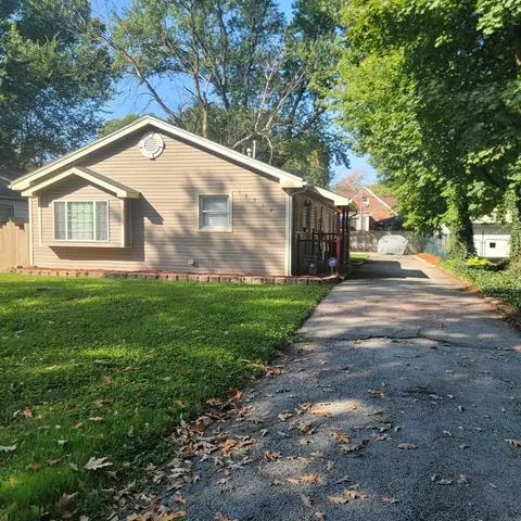 16938 Crane Ave, Hazel Crest, IL 60429 photo 2