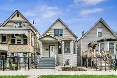2051 N Kedvale Ave, Chicago, IL 60639