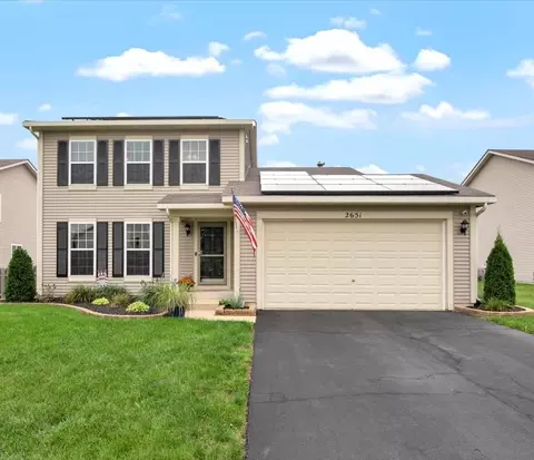 2651 Fallbrook Dr, Hampshire, IL 60140