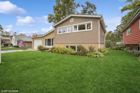 420 S Waterman Ave, Arlington Heights, IL 60004
