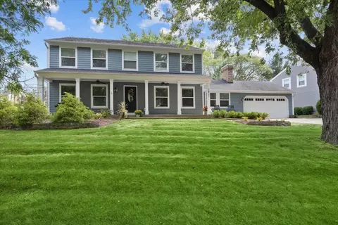 25 W057 Mayflower Ave, Naperville, IL 60540