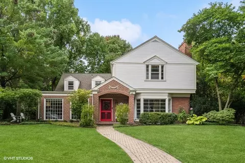 1373 Ashland Ln, Wilmette, IL 60091