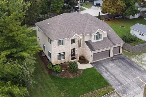 18808 W Cottage Ave, Lake Villa, IL 60046
