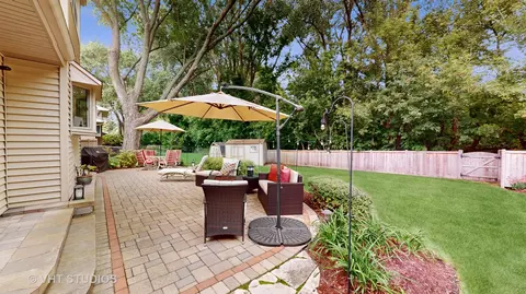 4570 Gettysburg Dr, Rolling Meadows, IL 60008 photo 31