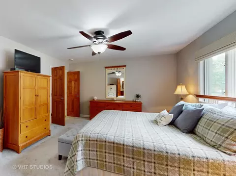 4570 Gettysburg Dr, Rolling Meadows, IL 60008 photo 16