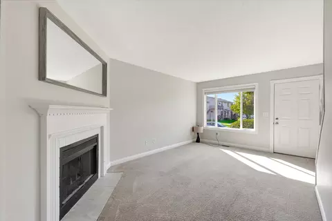 1510 Hancock Dr #7, Normal, IL 61761 photo 5