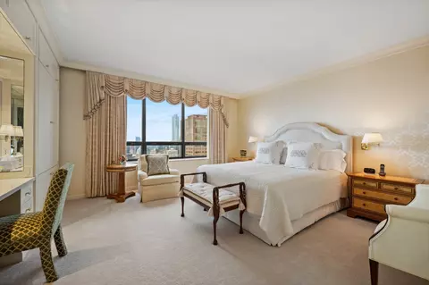 180 E Pearson St #5704, Chicago, IL 60611 photo 16