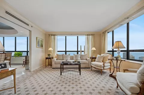 180 E Pearson St #5704, Chicago, IL 60611 photo 7