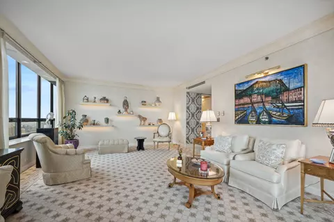 180 E Pearson St #5704, Chicago, IL 60611 photo 5