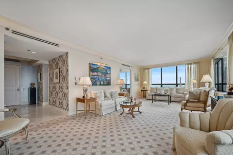180 E Pearson St #5704, Chicago, IL 60611 photo 9