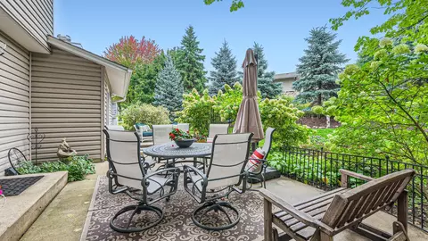 3980 N Parkside Dr, Hoffman Estates, IL 60192 photo 26