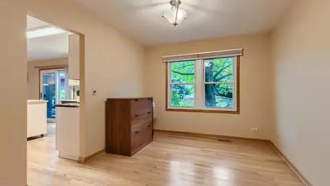 3980 N Parkside Dr, Hoffman Estates, IL 60192 photo 6