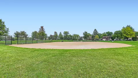 3980 N Parkside Dr, Hoffman Estates, IL 60192 photo 35