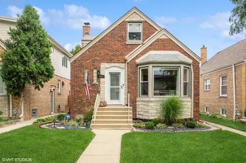 4221 N Major Ave, Chicago, IL 60634