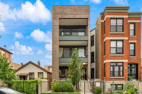1540 N Campbell Ave #3, Chicago, IL 60622