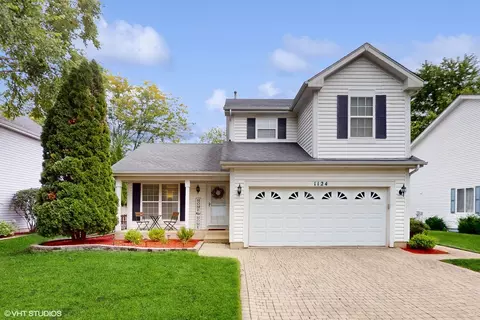1124 Selma Ln, Naperville, IL 60540