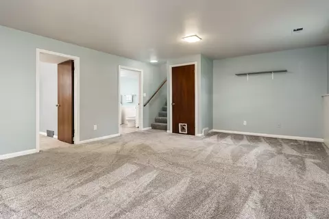 916 E 5th St, Belvidere, IL 61008 photo 25