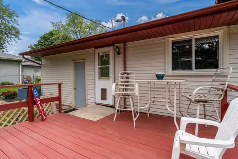 916 E 5th St, Belvidere, IL 61008 photo 8