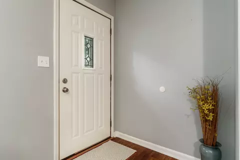 916 E 5th St, Belvidere, IL 61008 photo 11