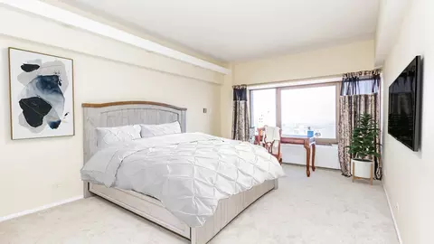 175 E Delaware Pl #4603, Chicago, IL 60611 photo 6