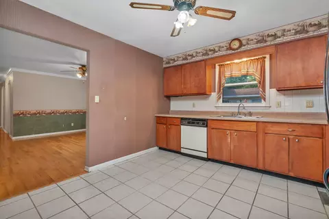1223 Gladys Ave, Morris, IL 60450 photo 12