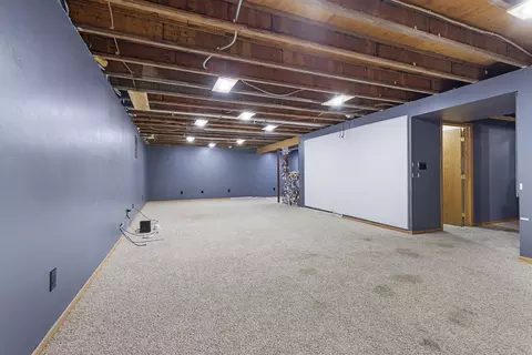 4031 Fairfax Rd, Roscoe, IL 61073 photo 12