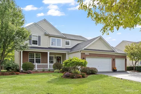 11619 Chesapeake Dr, Plainfield, IL 60585 photo 2