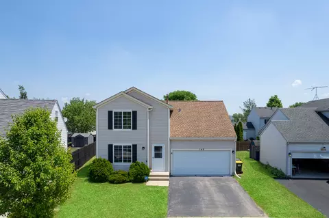 160 Bridlewood Cir, Lake In The Hills, IL 60156
