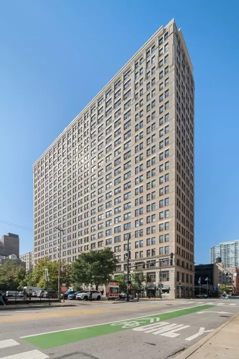 600 S Dearborn St #1714, Chicago, IL 60605