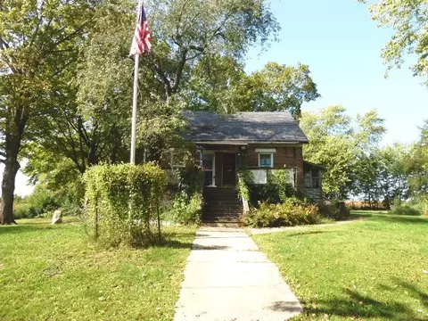 17221 De Witt Rd, Dewitt, IL 61735